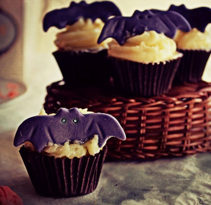 Bat Cupcakes
