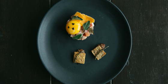 Plato de Jacques la Merde_Christine Flynn