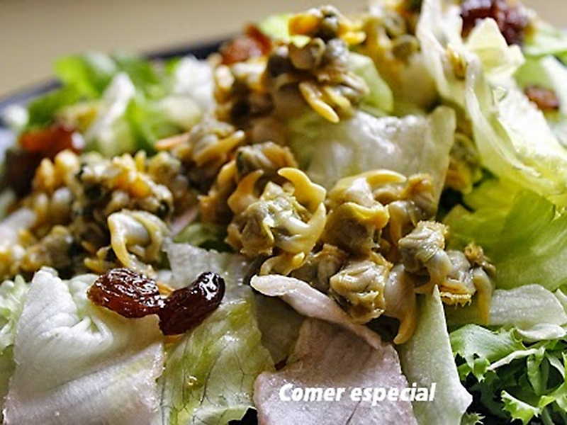 ##Ensalada light con berberechos y aderezo de hierbabuena