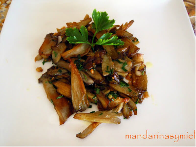 ##Setas de cardo al ajillo